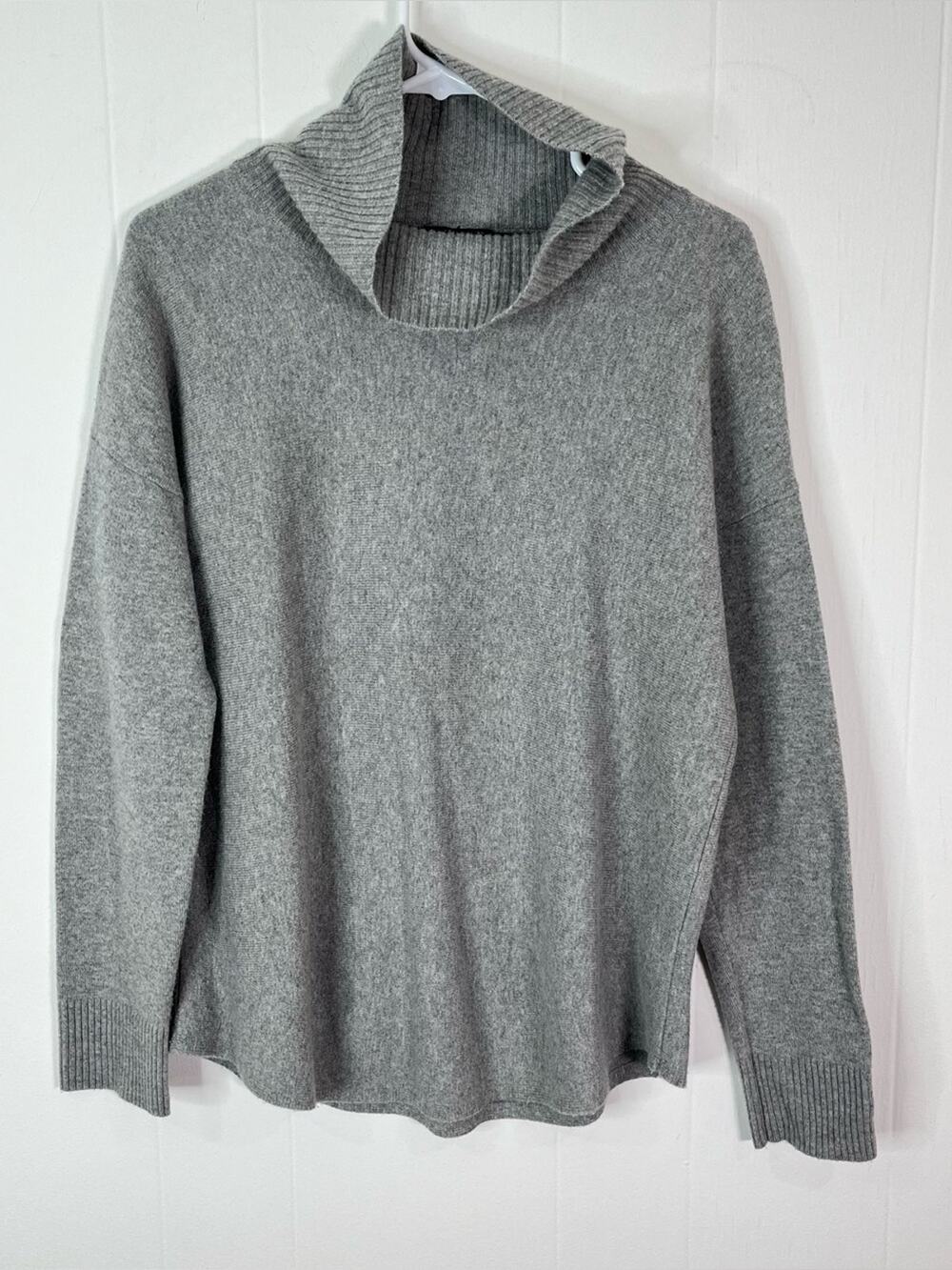 Eileen Fisher 100% Wool Gray Cowl Neck Sweater Petite Large PL